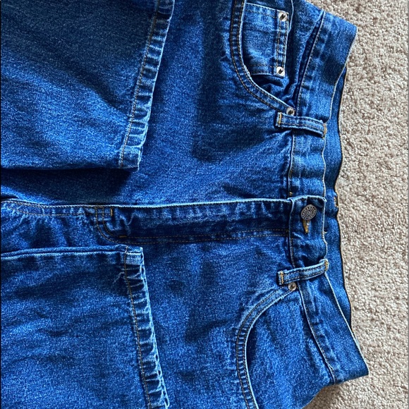 Vintage Billblass capri jeans! - Picture 3 of 5
